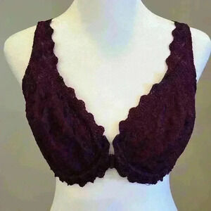 Amoureuse full coverage Embroidered Front-Close Underwire Bra 38B